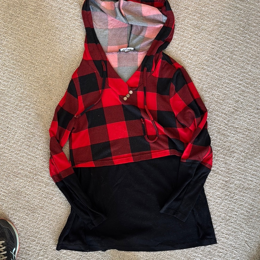 Nursing Top Red and Black Plaid Long Sleeve